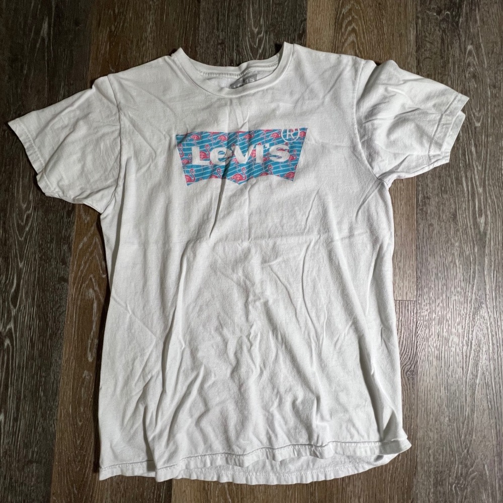 Levi's Graphic T-Shirt Mens Medium White Flamingo Batwing Logo‎ Short Sleeve Tee